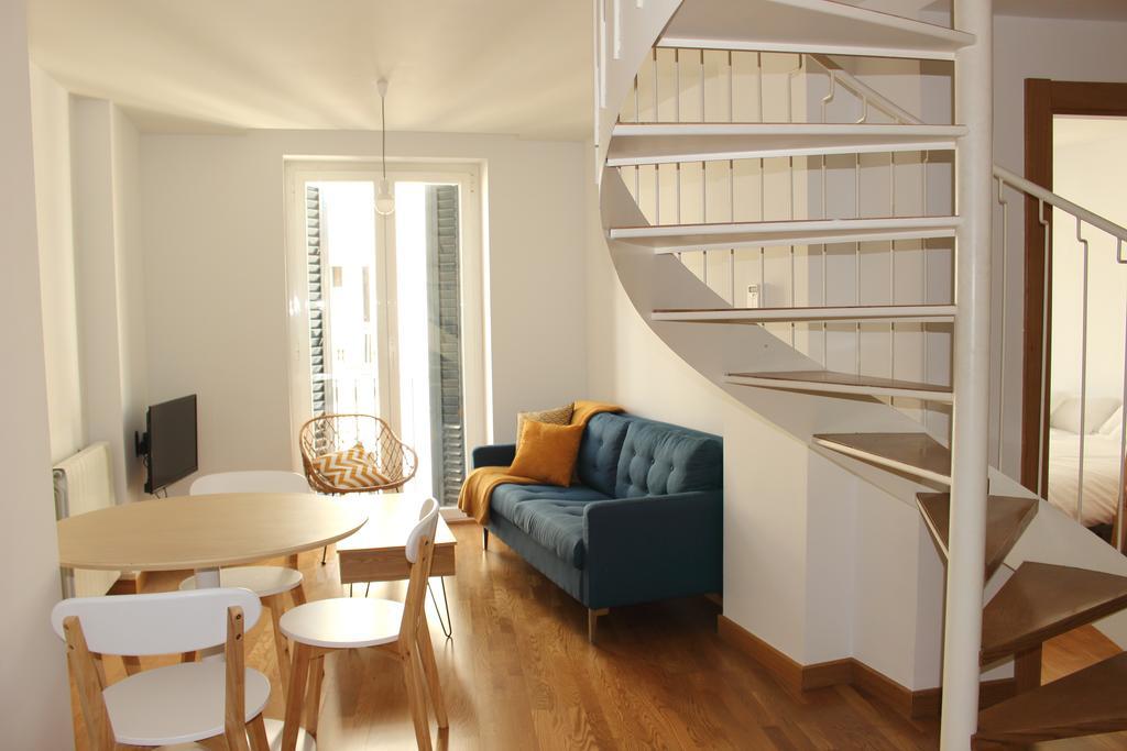 Aloha Apartment